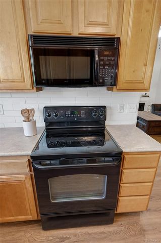 4825 Hahns Peak Drive 202, Loveland, CO 80538