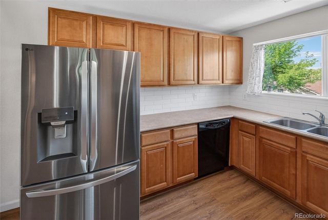 4825 Hahns Peak Drive 202, Loveland, CO 80538