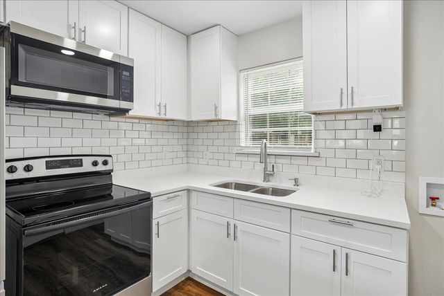 1455 Honor Drive, Desoto, TX 75115