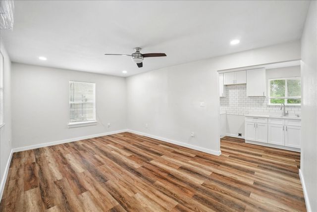 1455 Honor Drive, Desoto, TX 75115
