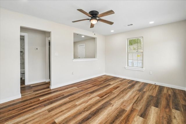 1455 Honor Drive, Desoto, TX 75115