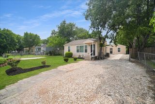 1455 Honor Drive, Desoto, TX 75115