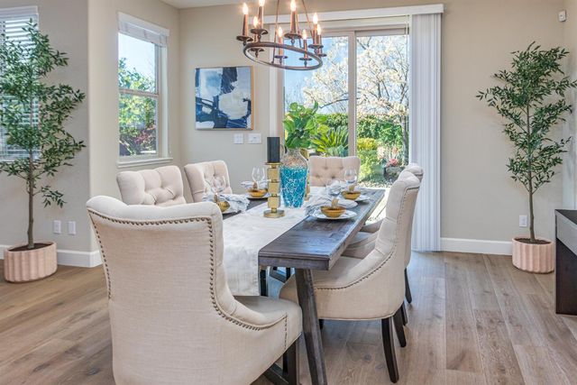 132 Vista Verde Ct, Roseville, CA 95747