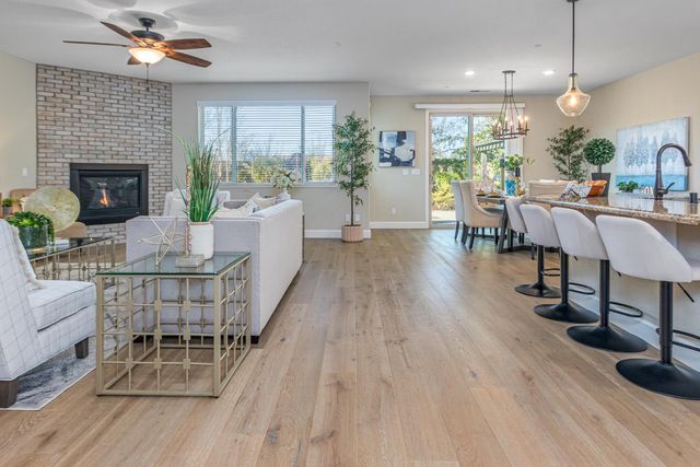 132 Vista Verde Ct, Roseville, CA 95747