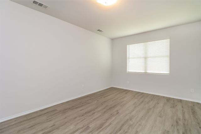 8304 Runner Oak Lane, Fort Worth, TX 76123