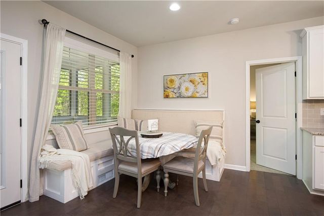 8455 Post Oak Lane, Gainesville, GA 30506