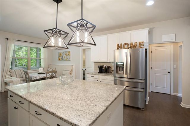 8455 Post Oak Lane, Gainesville, GA 30506