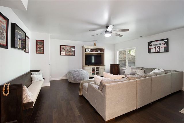 8455 Post Oak Lane, Gainesville, GA 30506