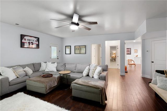 8455 Post Oak Lane, Gainesville, GA 30506