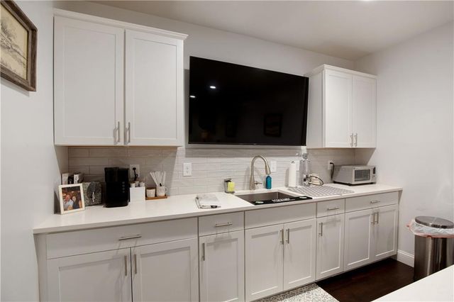 8455 Post Oak Lane, Gainesville, GA 30506