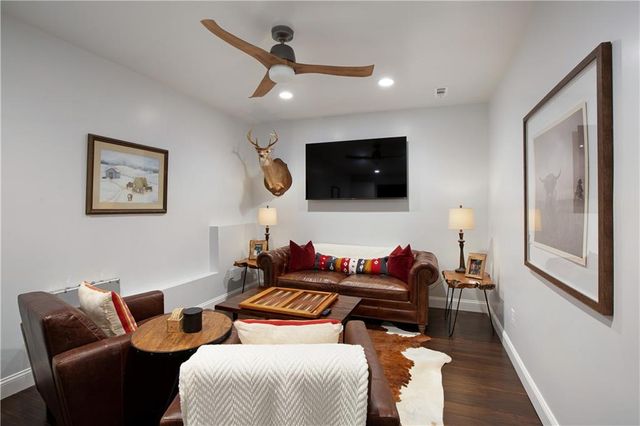 8455 Post Oak Lane, Gainesville, GA 30506
