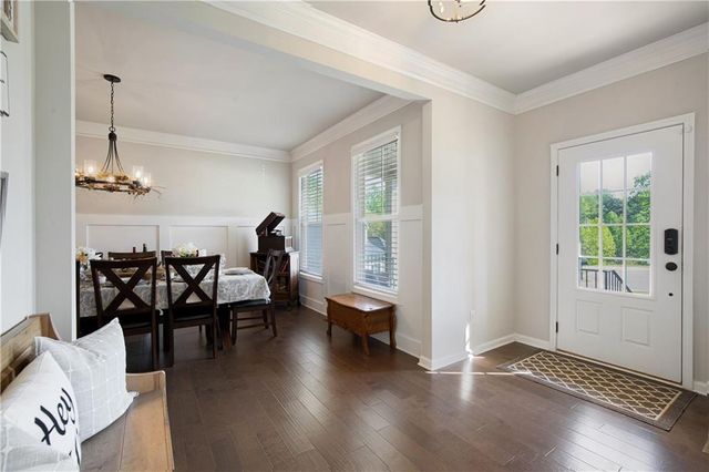 8455 Post Oak Lane, Gainesville, GA 30506