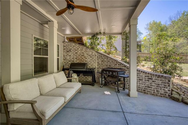 8455 Post Oak Lane, Gainesville, GA 30506