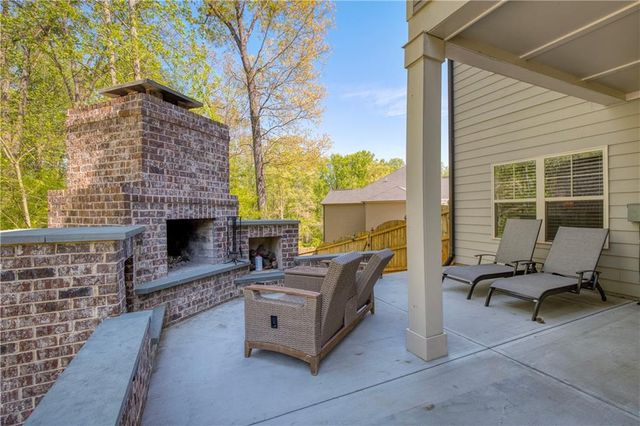 8455 Post Oak Lane, Gainesville, GA 30506