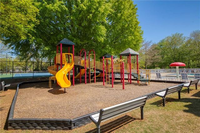 8455 Post Oak Lane, Gainesville, GA 30506