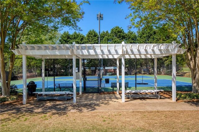 8455 Post Oak Lane, Gainesville, GA 30506