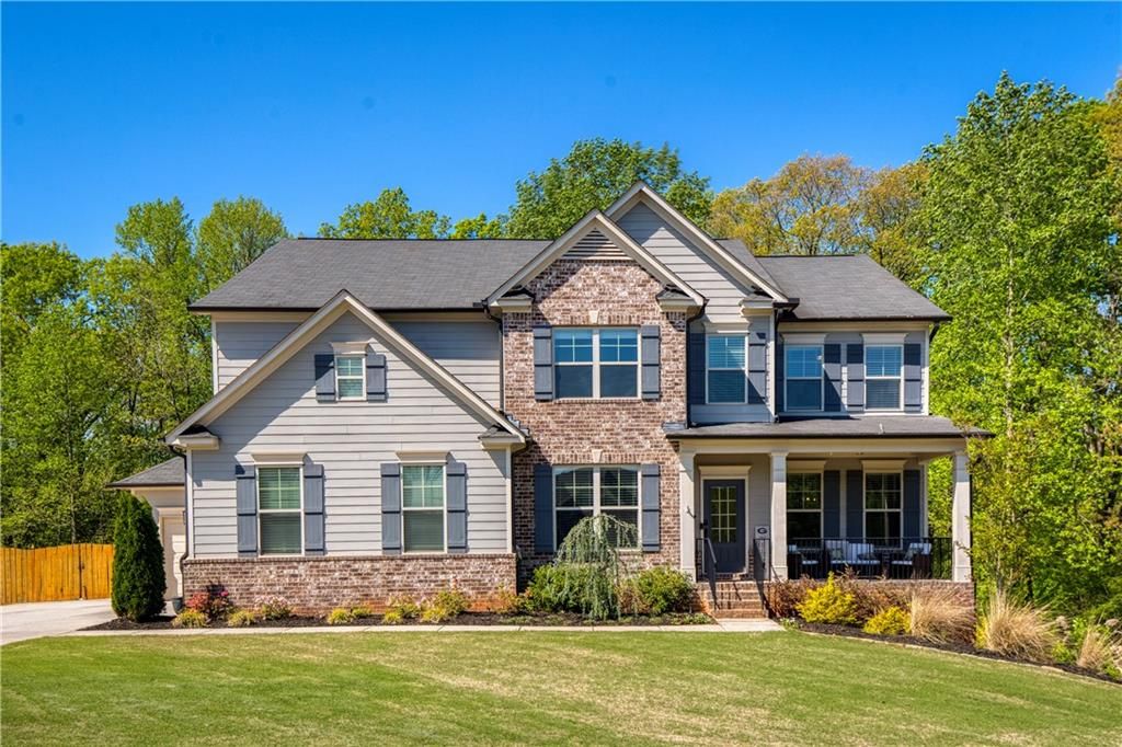 8455 Post Oak Lane, Gainesville, GA 30506