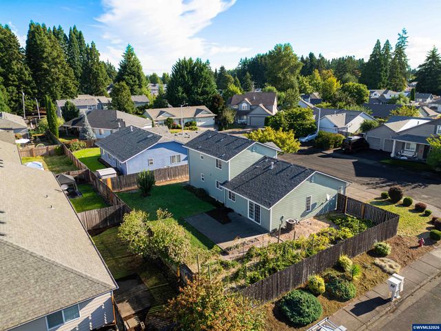 7441 Bluestem St NE, Keizer, OR 97303
