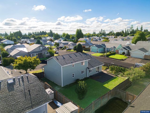 7441 Bluestem St NE, Keizer, OR 97303