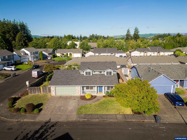 7441 Bluestem St NE, Keizer, OR 97303