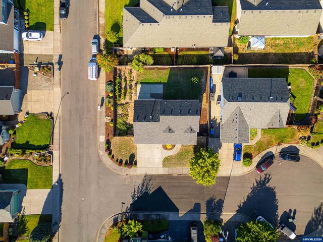 7441 Bluestem St NE, Keizer, OR 97303