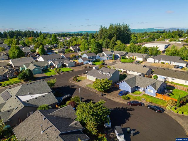 7441 Bluestem St NE, Keizer, OR 97303