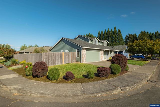 7441 Bluestem St NE, Keizer, OR 97303
