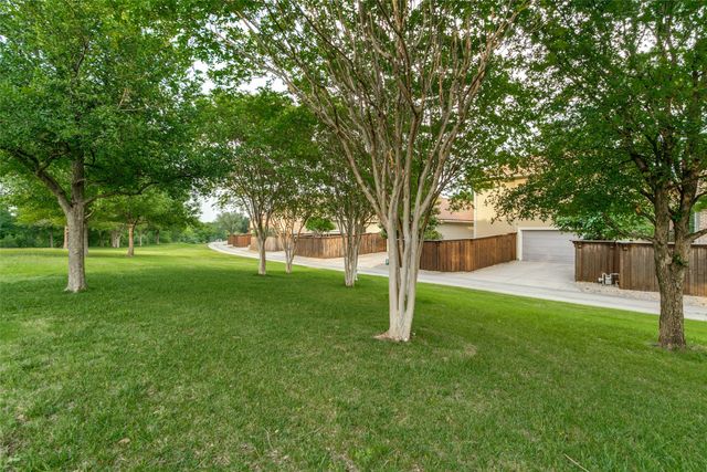751 Laguna, Irving, TX 75039