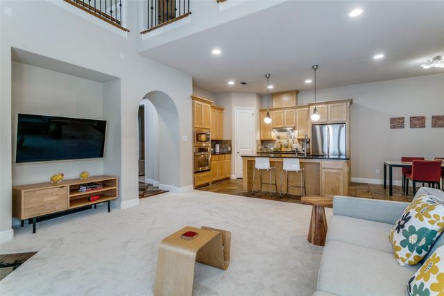 751 Laguna, Irving, TX 75039