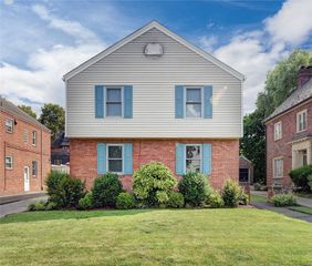 7036-7038 Meade Pl, Point Breeze, PA 15208