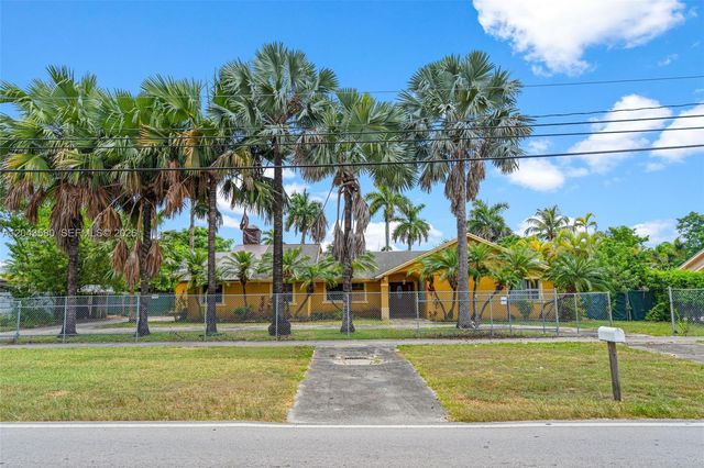 15979 SW 288th St, Homestead, FL 33033