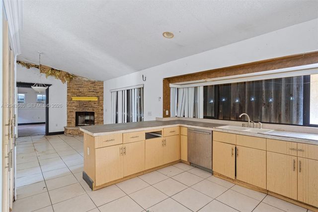 15979 SW 288th St, Homestead, FL 33033
