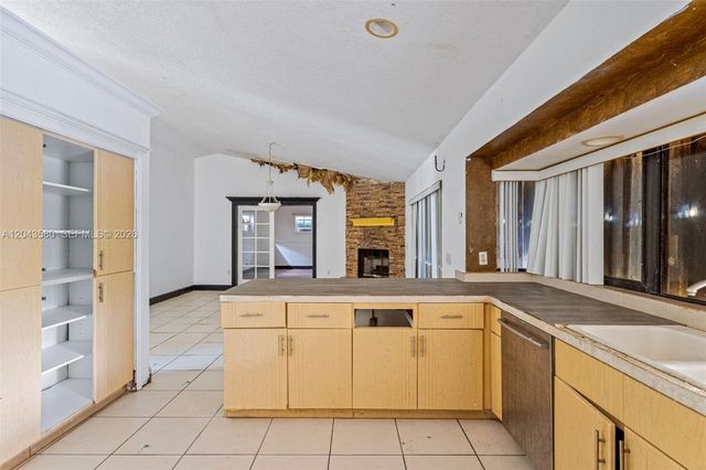 15979 SW 288th St, Homestead, FL 33033