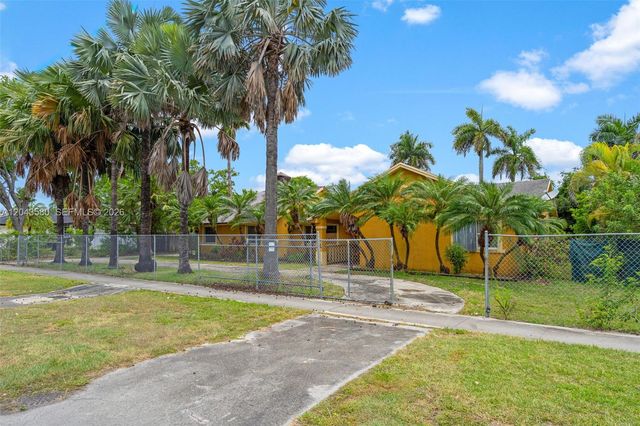 15979 SW 288th St, Homestead, FL 33033