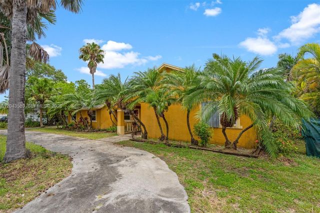 15979 SW 288th St, Homestead, FL 33033