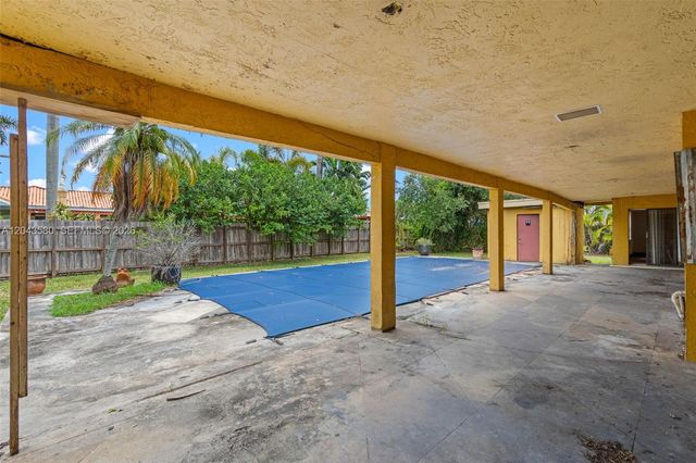 15979 SW 288th St, Homestead, FL 33033