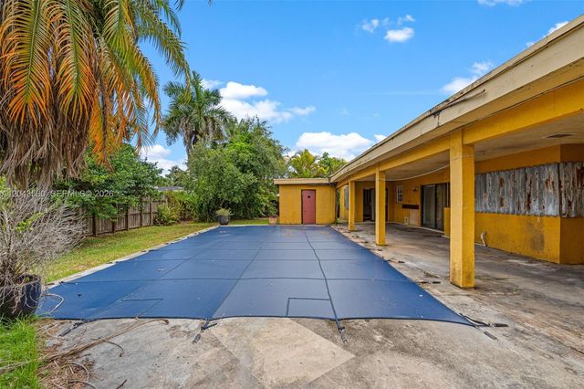 15979 SW 288th St, Homestead, FL 33033