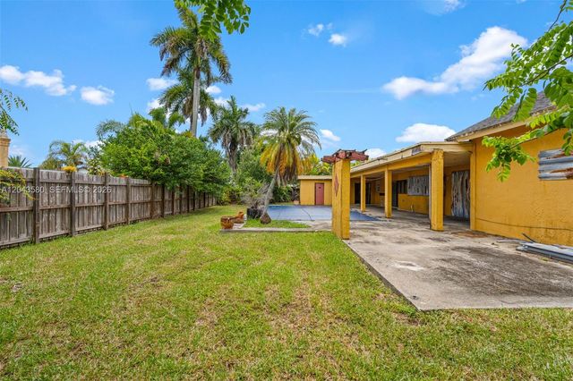 15979 SW 288th St, Homestead, FL 33033