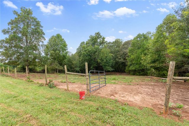 249 Cedar Hill Road, Six Mile, SC 29682