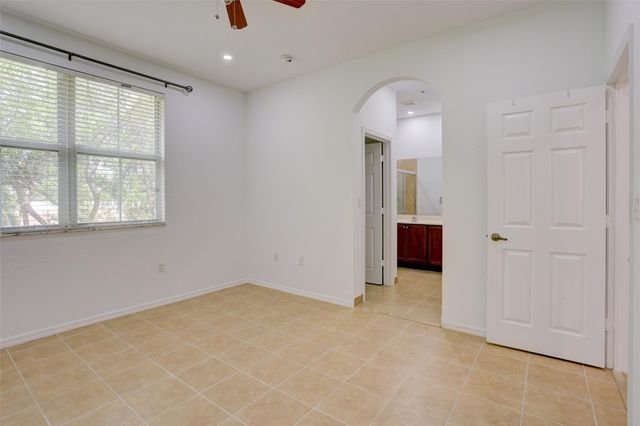 2851 W Prospect Road 305, Tamarac, FL 33309