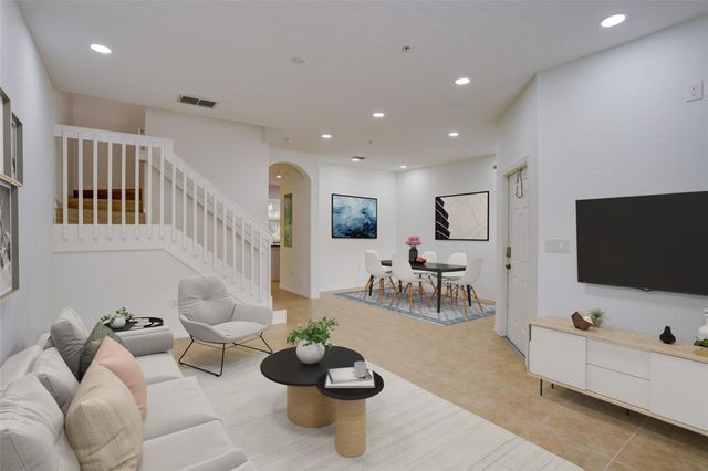 2851 W Prospect Road 305, Tamarac, FL 33309