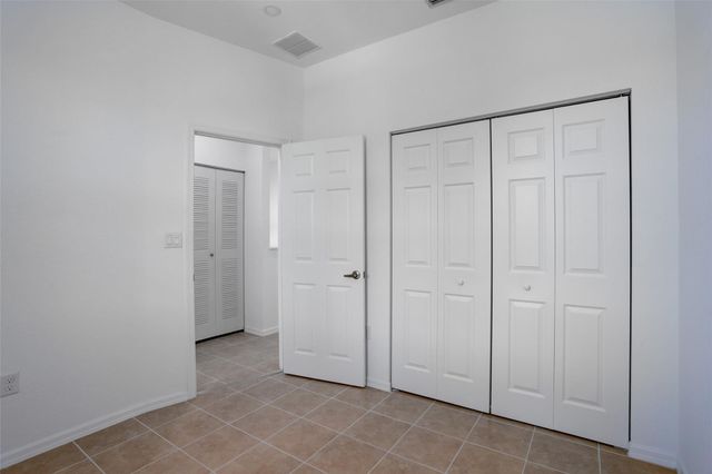 2851 W Prospect Road 305, Tamarac, FL 33309