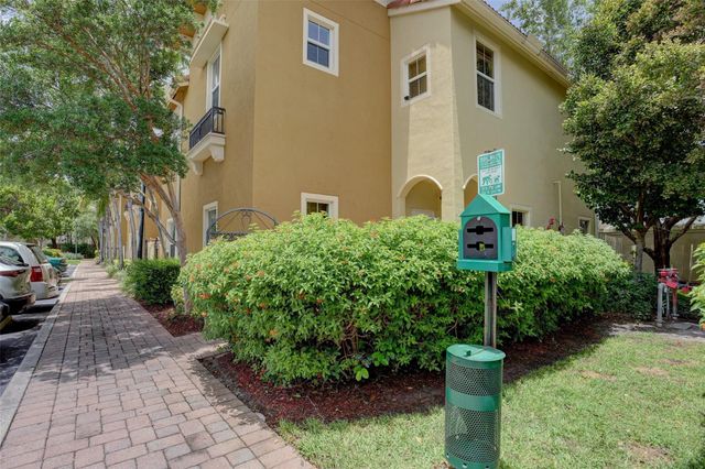 2851 W Prospect Road 305, Tamarac, FL 33309