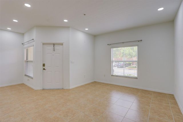 2851 W Prospect Road 305, Tamarac, FL 33309