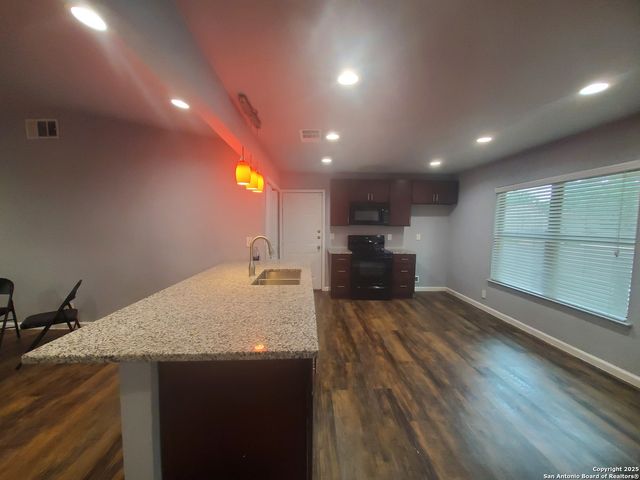 4025 COLONIAL SUN DR, San Antonio, TX 78244