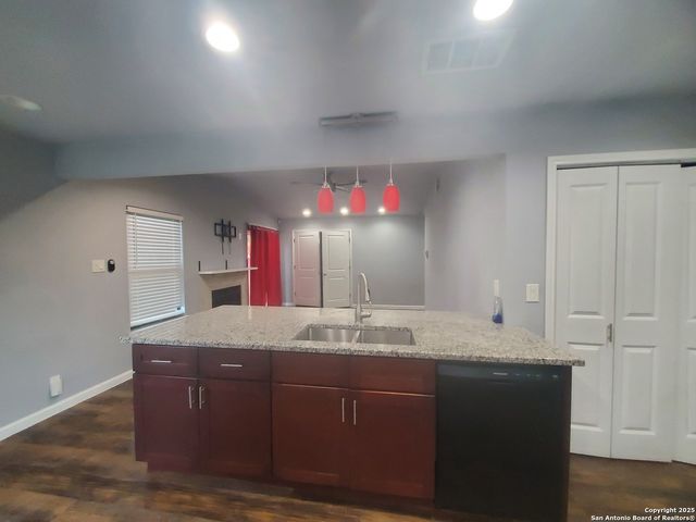 4025 COLONIAL SUN DR, San Antonio, TX 78244