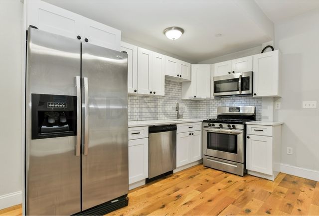 70 W.Eagle 3, Boston, MA 02128