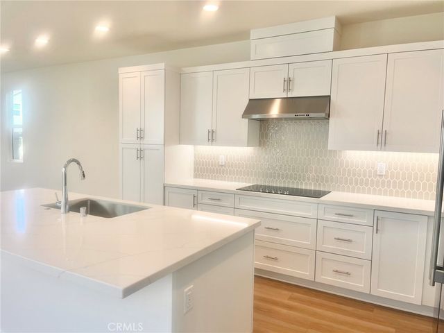 407 Belair Walk, Ventura, CA 93004