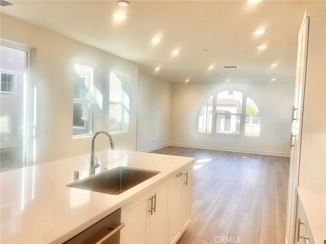 407 Belair Walk, Ventura, CA 93004