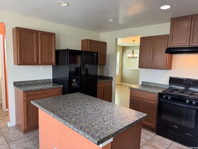 9027 SUMMIT LK, San Antonio, TX 78245